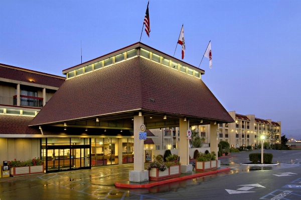 Red Lion Eureka image 5